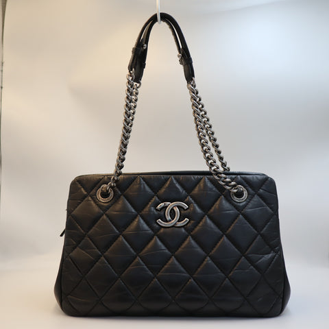 Pre-Owned #R0611 CHANEL Chain Shoulder Tote Bag Calfskin/Black CC Mark Tote Bag