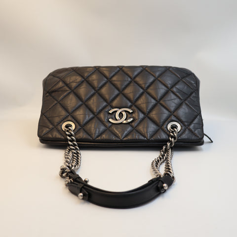 Pre-Owned #R0611 CHANEL Chain Shoulder Tote Bag Calfskin/Black CC Mark Tote Bag