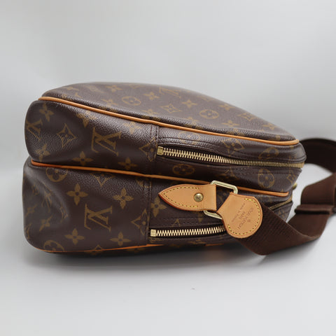 Pre-Owned #2176 Louis Vuitton Monogram Reporter GM Crossbody Bag M45252