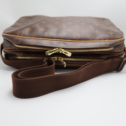 Pre-Owned #2176 Louis Vuitton Monogram Reporter GM Crossbody Bag M45252