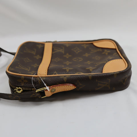 Pre-Owned #BP72096 Louis Vuitton Monogram Danube Crossbody Bag Brown M45266