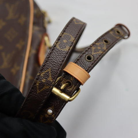 Pre-Owned #BP72096 Louis Vuitton Monogram Danube Crossbody Bag Brown M45266