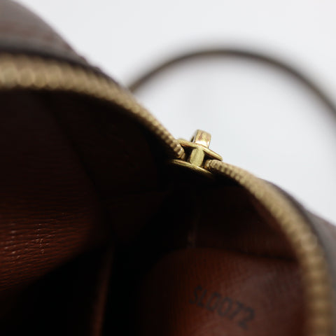 Pre-Owned #BP72096 Louis Vuitton Monogram Danube Crossbody Bag Brown M45266